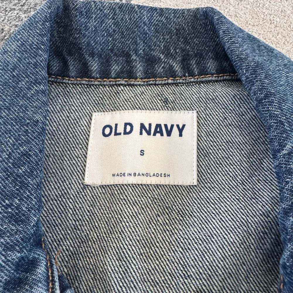 Women’s Old Navy Denim Jacket - Picture 3 of 11